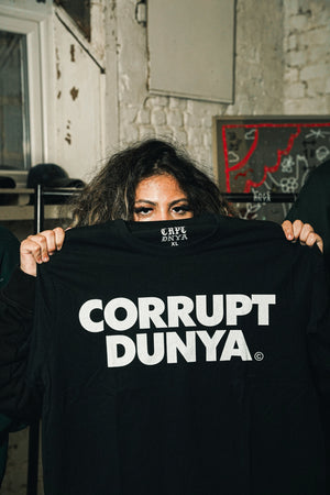 STATEMENT T SHIRT